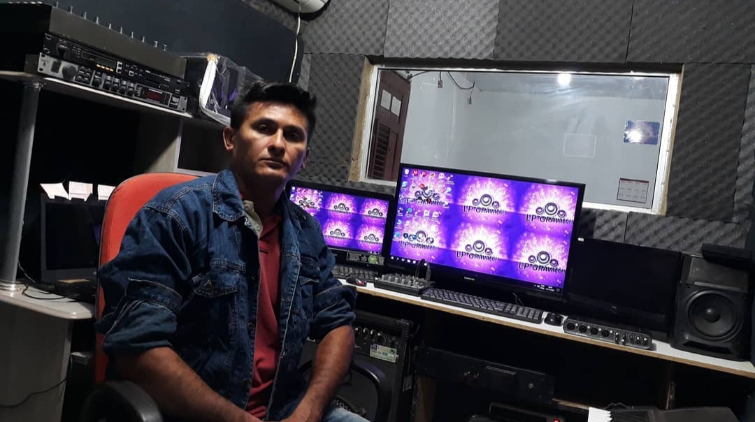 Produtor musical Geovane Sousa proprietário do stúdio